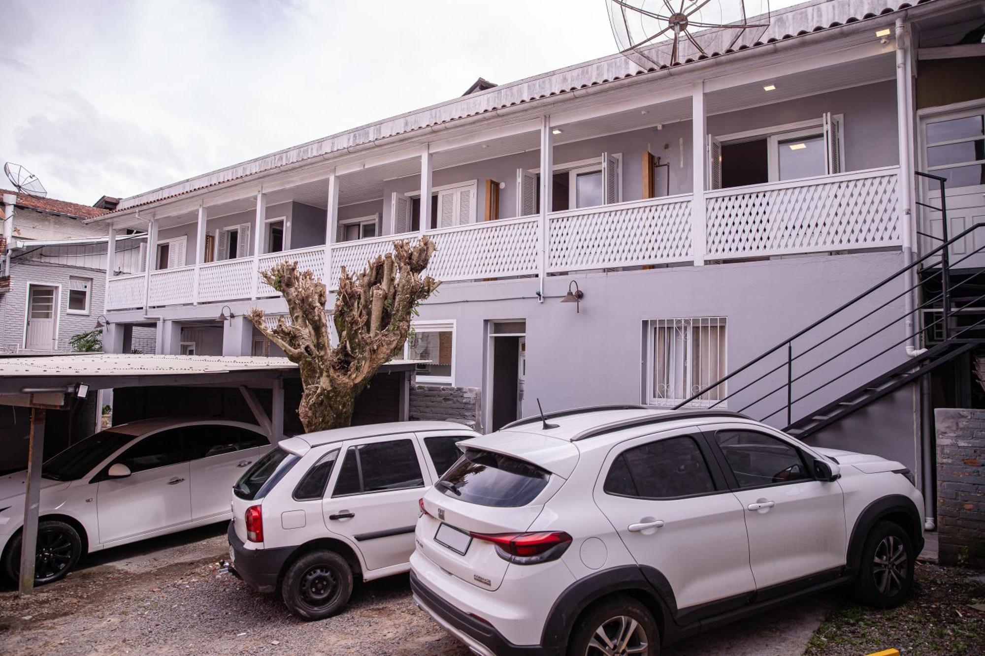 Hospedagem Vila Suica Centro Gramado Eksteriør billede